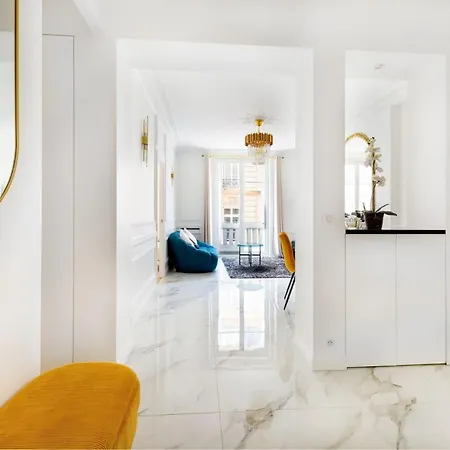 דירה De Luxe Triangle D'or Pres Des Champs Elysees פריז